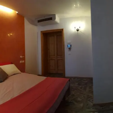 Konukevi Casa Orru 3*